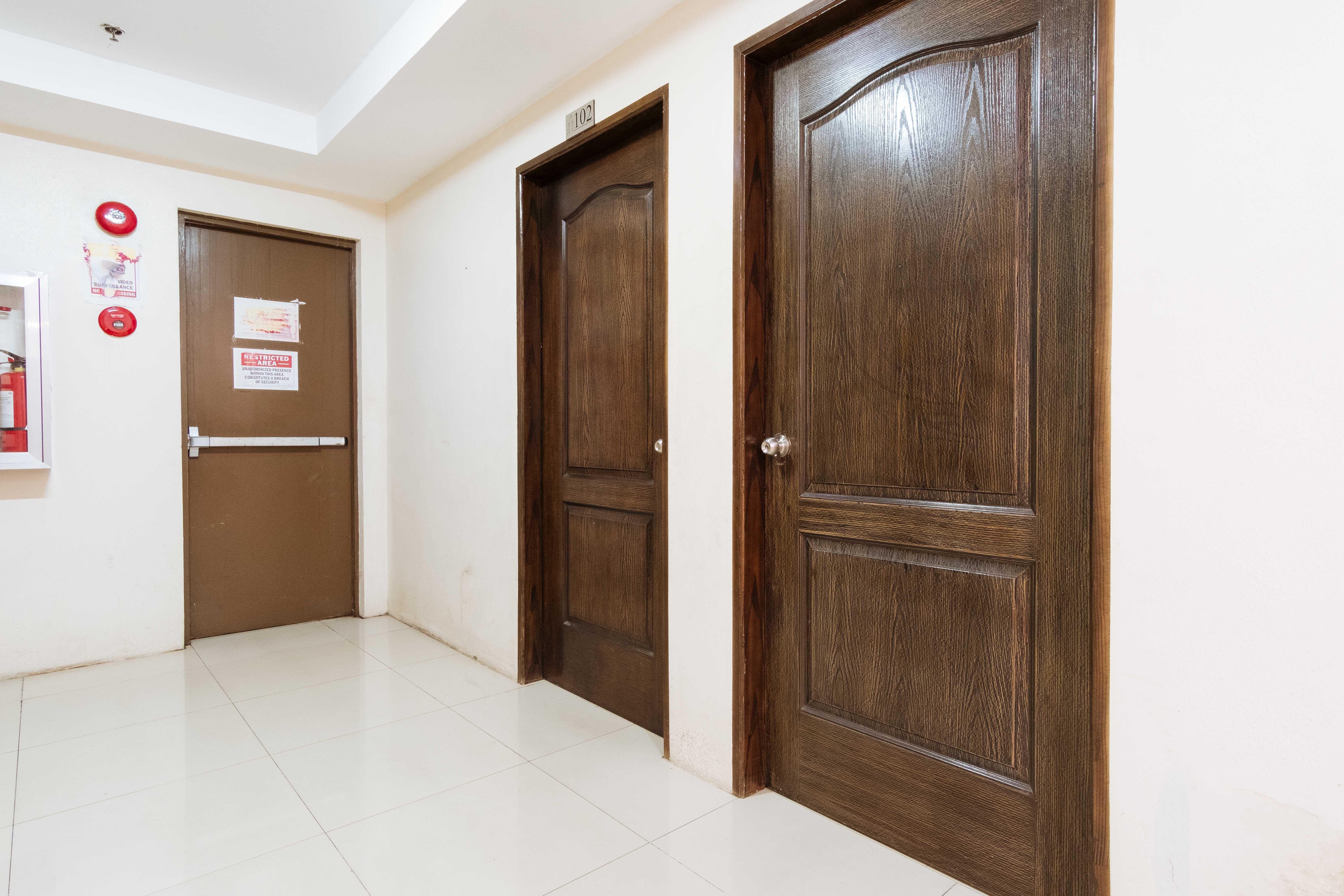 Reddoorz At Kassel Residences Paranaque Paranaque City Eksteriør billede