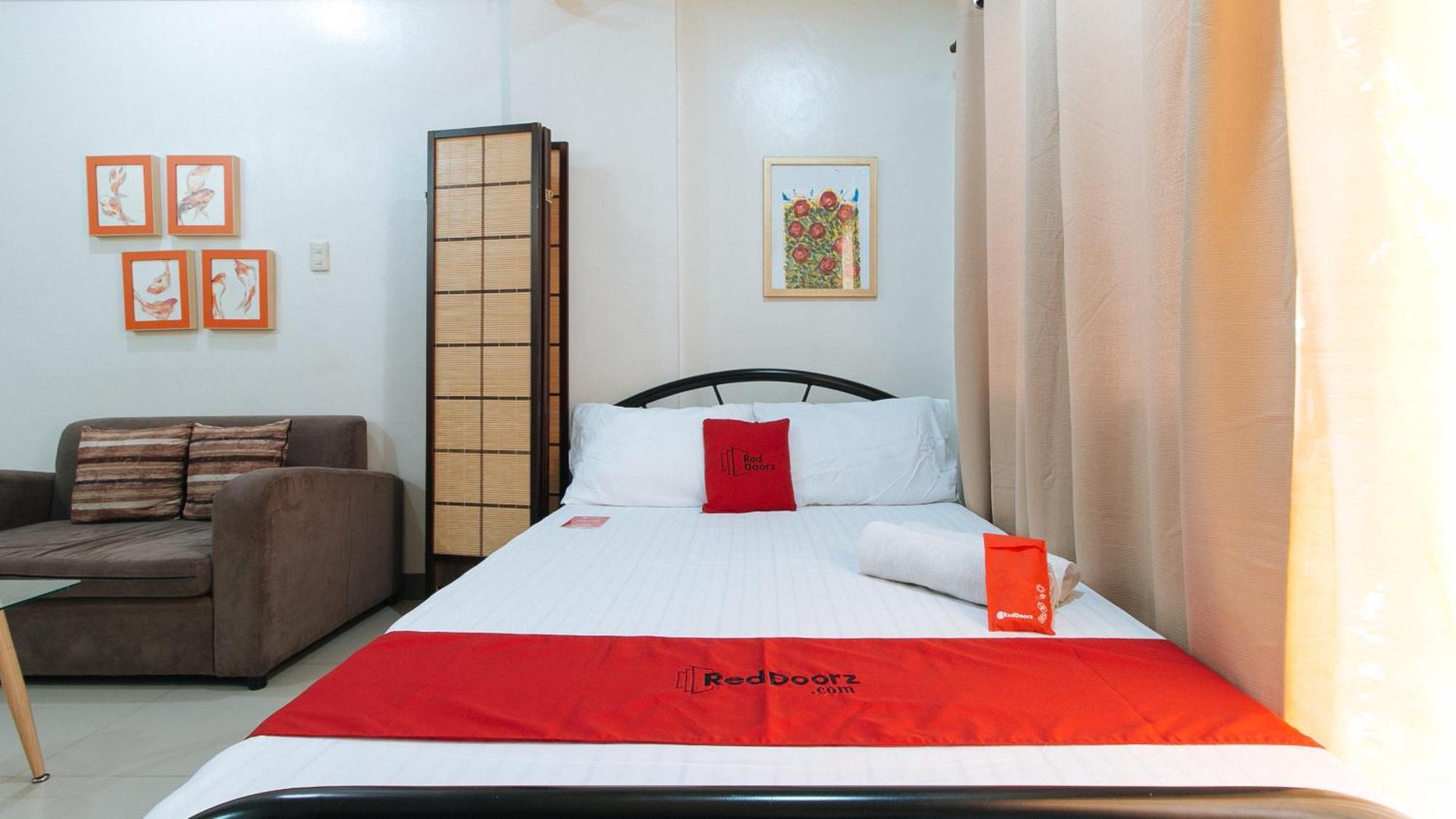 Reddoorz At Kassel Residences Paranaque Paranaque City Eksteriør billede